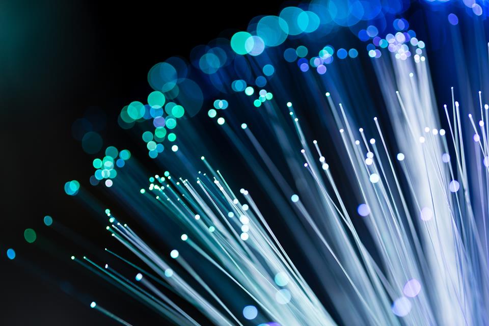 Jaki router wybrać do internetu światłowodowego? Sprawdź 3 propozycje