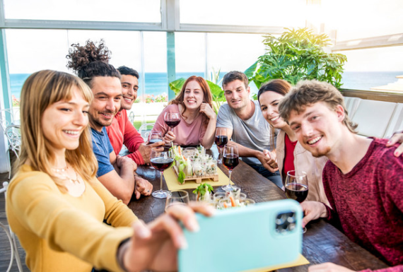 FRITZ! – Inteligentne udostępnianie sieci Wi-Fi na imprezach